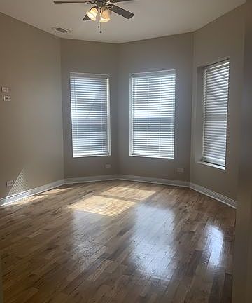 3rd image of 733 E 50th St #1E