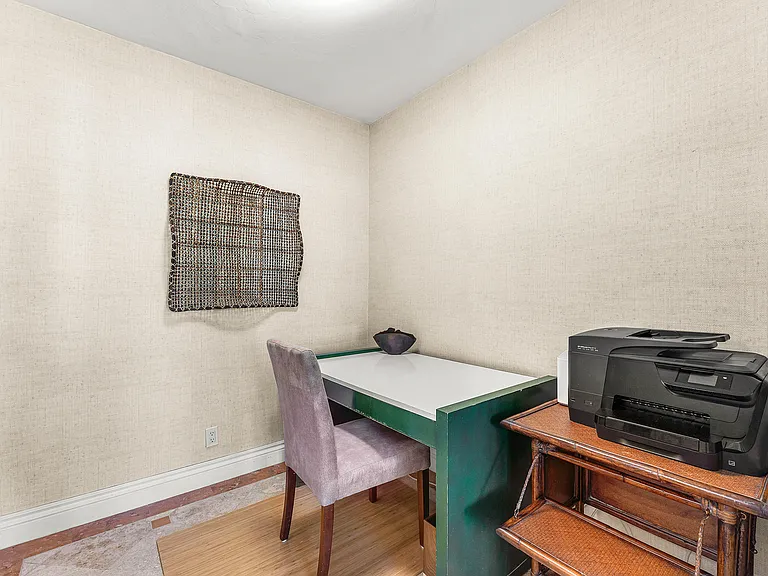 100 SE 5th Ave #410 — Photo 15