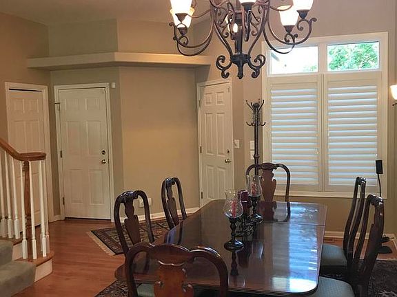 2nd image of 1536 S Kembley Ave