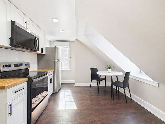 4th image of 5281 Germantown Ave #3F