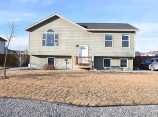 938 Guthrie Rd, Helena, MT 59602