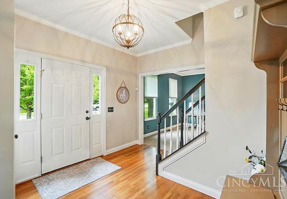 4th image of 951 Long Ln