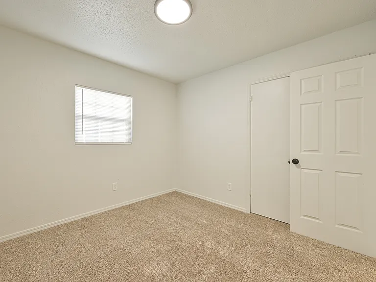 2525 SE 47th St — Photo 29