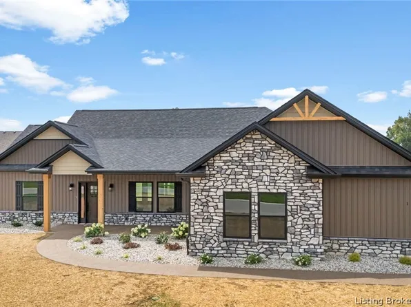 105 W Greene Court, Hanover, IN 47243