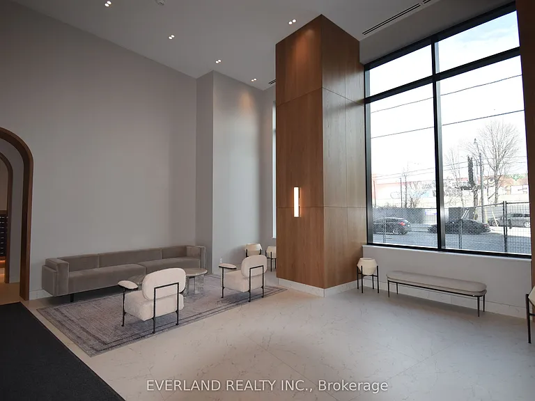 1185 Dupont St #1105 — Photo 3