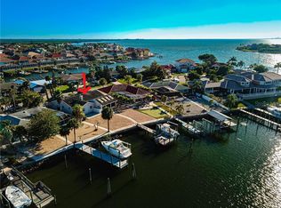 6312 Cocoa Ln, Apollo Beach, FL 33572