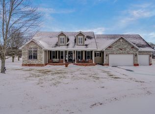 1326 Granite Ct, Nixa, MO 65714