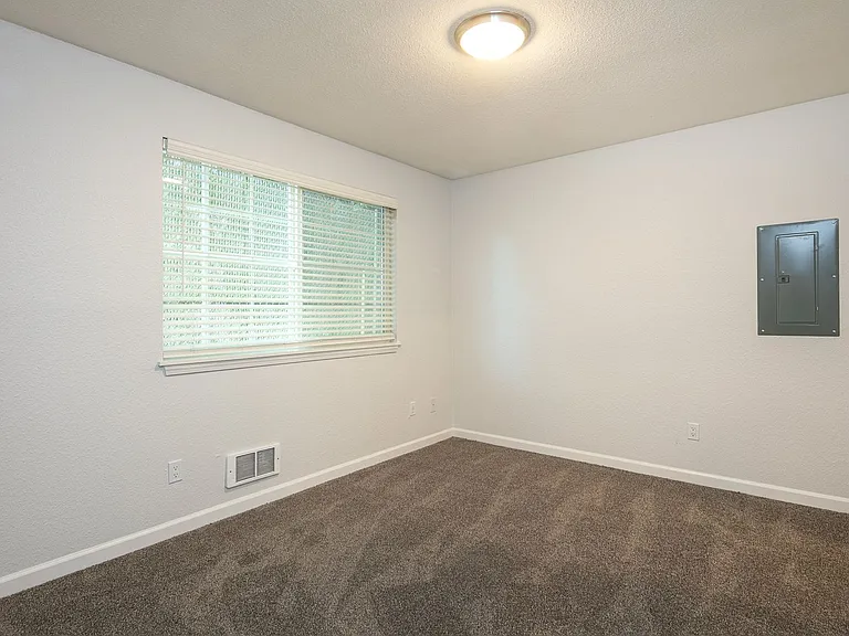 Erwin Estates — Photo 16
