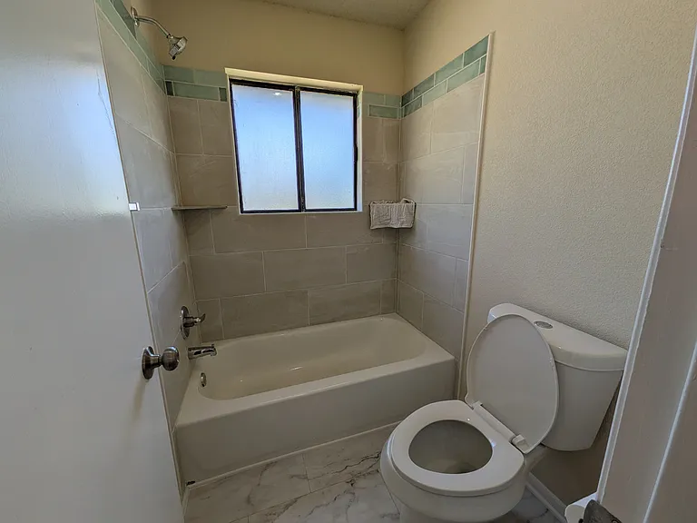 3107 Westrim Dr — Photo 12
