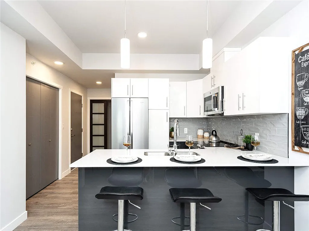 Lot 6 — Photo 3