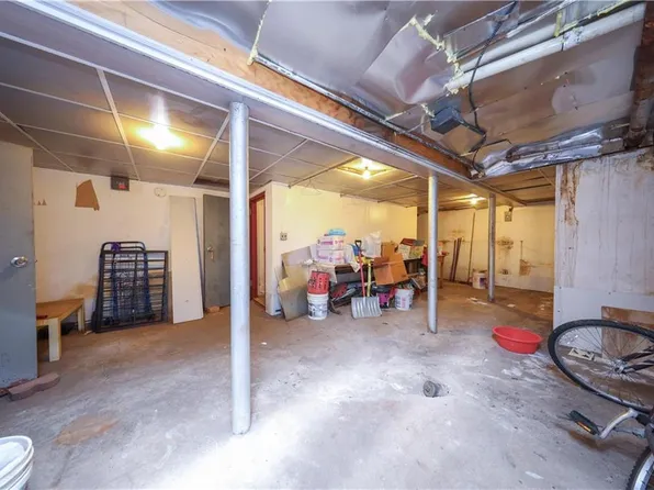 97 Avenue S image 14 of 32