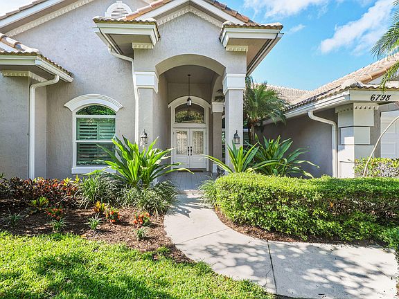 2nd image of 6798 Cypress Cove Cir