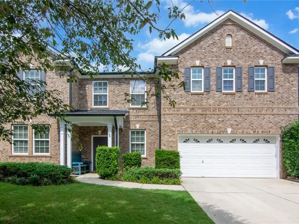 1203 Lanier Springs Dr, Buford, GA 30518