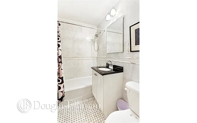 Sold by Douglas Elliman | media 17