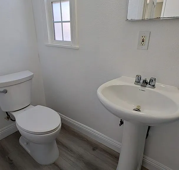 11023 Strathmore Dr — Photo 7