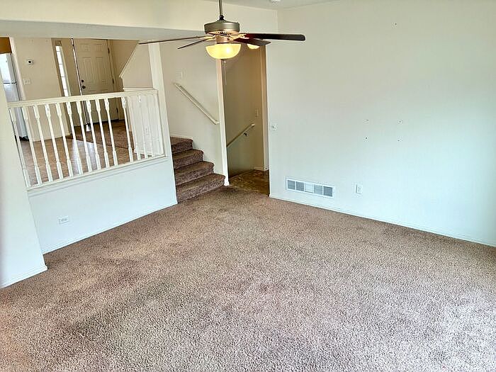 1st image of 831 Lakebrook Ct