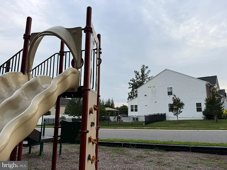 1 Warbler Ct — Photo 17