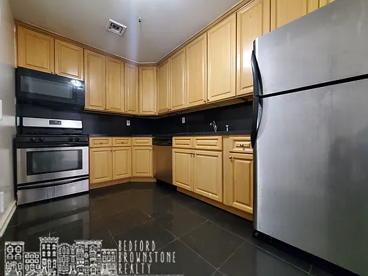 Rented by Bedford Brownstone Realty | media 3