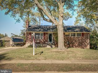 8114 Drayton Ln, Springfield, VA 22151