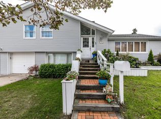 18 Buxton St, Lido Beach, NY 11561