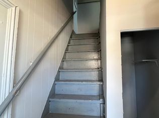 925 Washington Ave #A, Alton, IL 62002