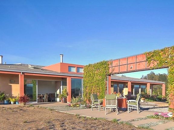 3rd image of 18723 Caris Ln