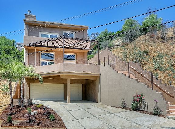 2nd image of 4519 Ensenada Dr