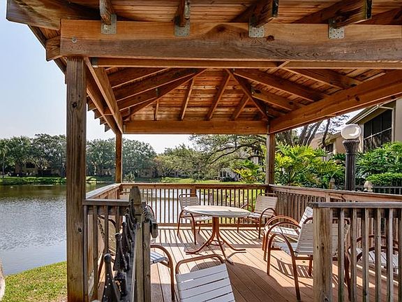 3rd image of 1743 Lake Cypress Dr