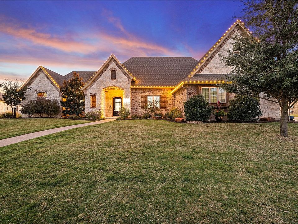 1st image of 412 Stone Manor Dr