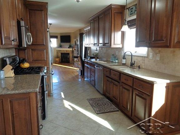 5th image of 5361 Maxine Ct