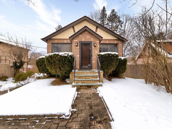 6 Cedar Rd #A