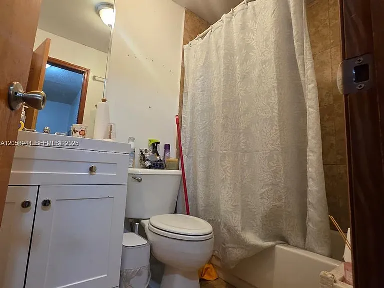 421 SW 87th Ct #0 — Photo 9