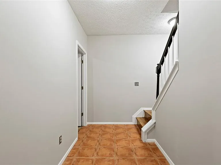 507 Wedgewood Way — Photo 16