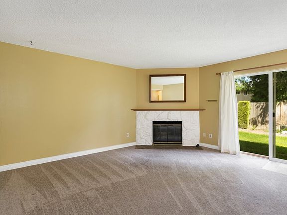 3rd image of 7328 NE 142nd Pl APT A