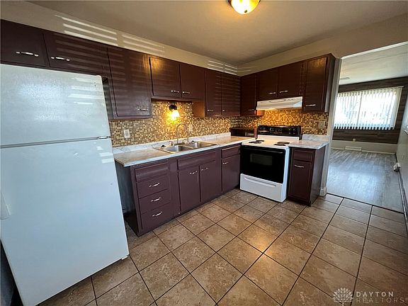 5th image of 726 Mia Ave