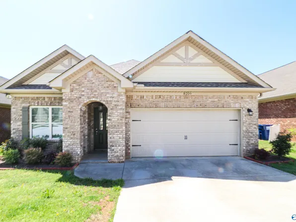 8209 Stone Mill Dr NW, Huntsville, AL 35806