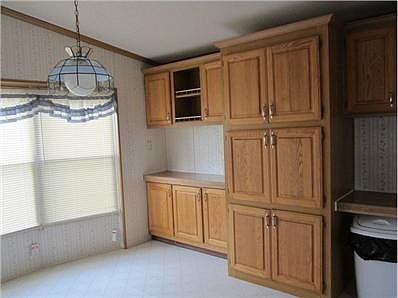 5th image of 1132 Lauren Dr