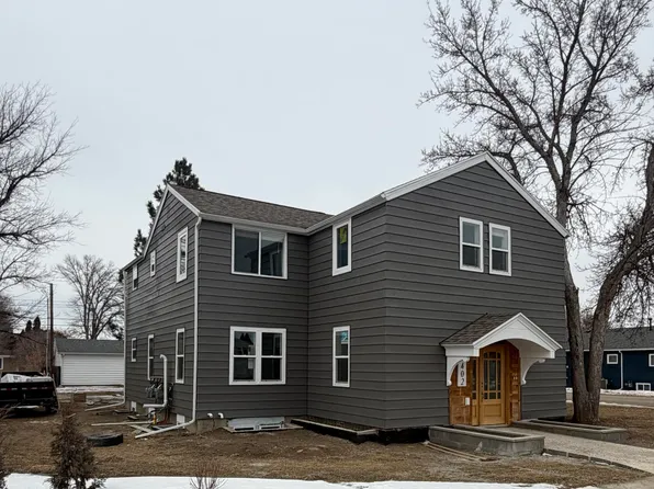 1402 Main St, Williston, ND 58801