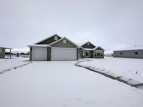 3rd image of 968 S 4425 W