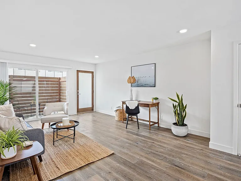 226th St Apartments TIC — Photo 12
