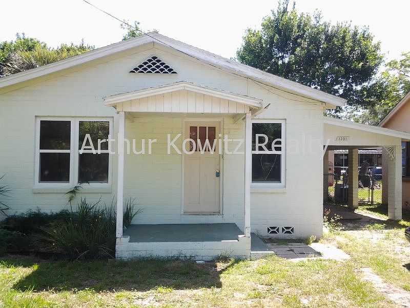 1st image of 1351 Hiawatha Ave