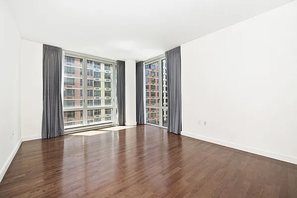 Rented by Triplemint | media 19