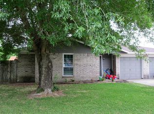 2506 Gladiola St, Highlands, TX 77562