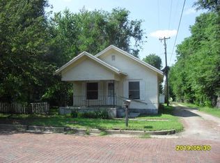 310 E Maple Ave, Arkansas City, KS 67005