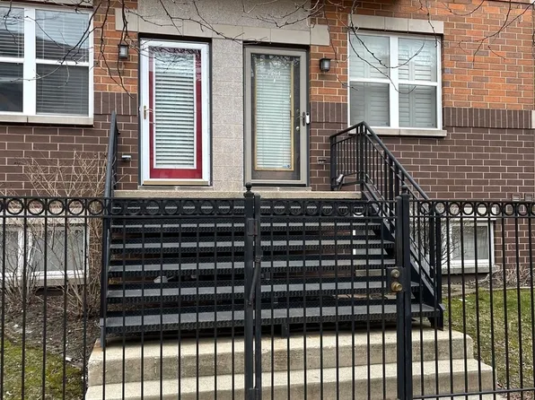 7264 N Rogers Ave, Chicago, IL 60645