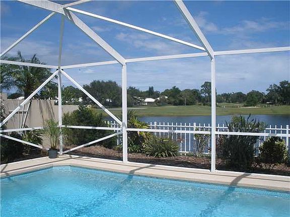 4th image of 2587 SW Greenwich Way