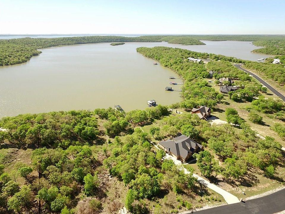 1st image of 160 Moonlight Bay Dr