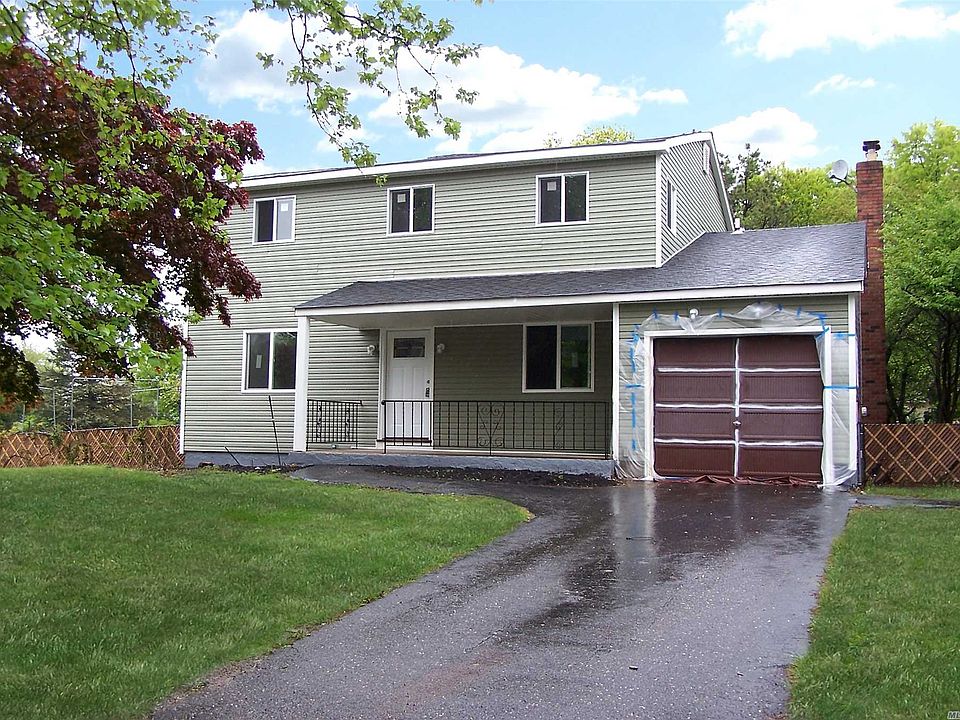 1st image of 39 1st Ave