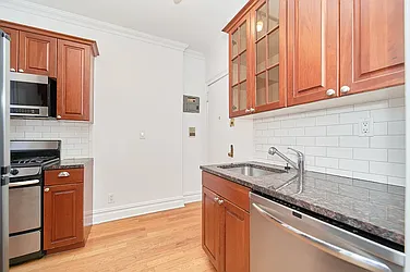Rented by Living New York