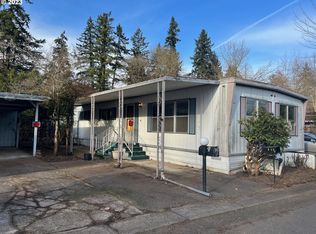 19575 River Rd UNIT 64, Gladstone, OR 97027